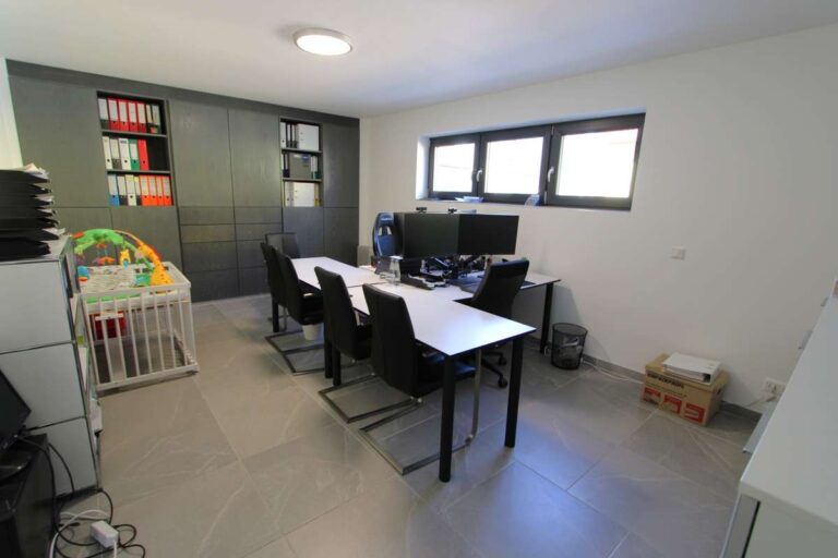 Home EG_Schlafzimmer_Büro