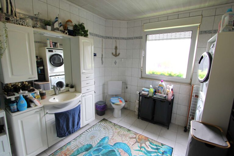 Home OG_Badezimmer