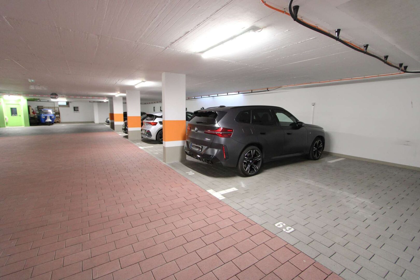 _70_Tiefgaragenstellplatz